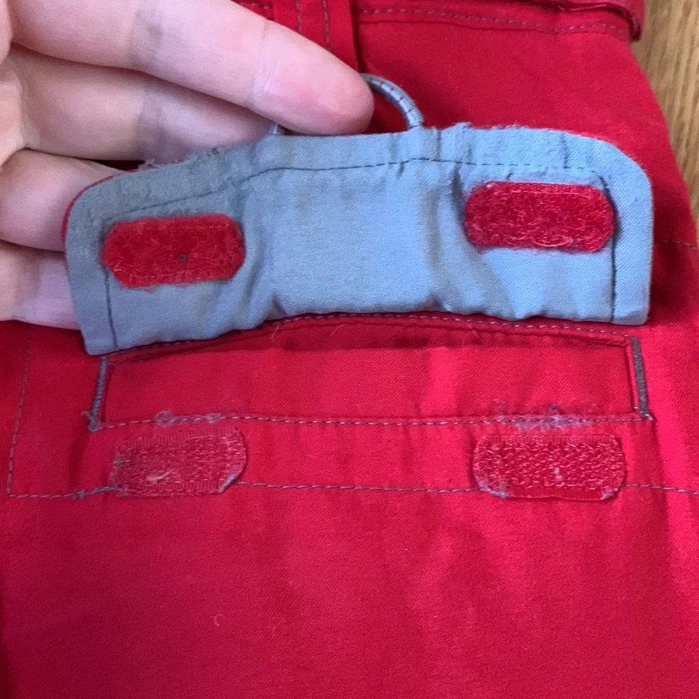 Gap Kids red convertible cargo pants shorts XS 4 zip off adjust. waist 9 pockets